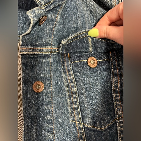 Gap Jean Jacket - Picture 6 of 6